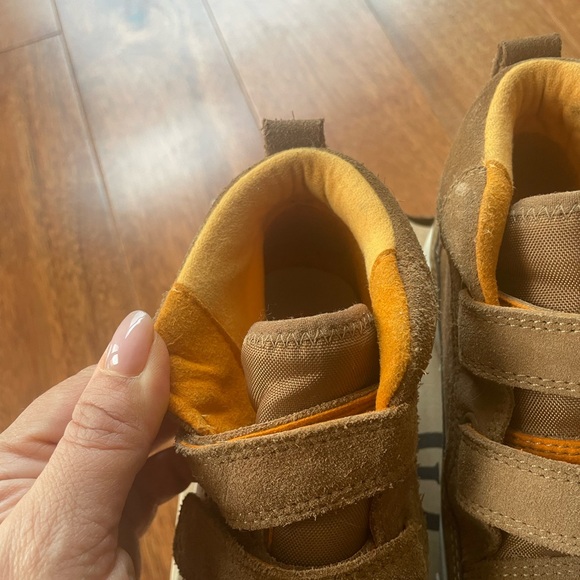 Uggs boots size 13 kids - Picture 5 of 5